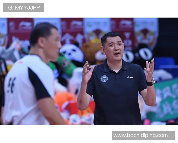 姚明携手巩晓彬共创篮球传奇助攻之路展现团队精神与默契配合 姚明携手巩晓彬共创篮球传奇助攻之路展现团队精神与默契配合