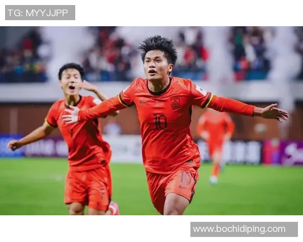 足球明星怒火中烧瞬间回顾激情与冲突交织的赛场故事 足球明星怒火中烧瞬间回顾激情与冲突交织的赛场故事