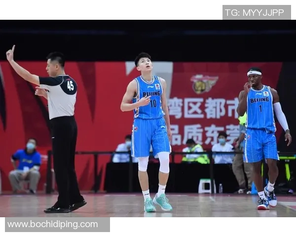 刘晓宇的篮球之路:从青涩少年到职业赛场的辉煌历程与心路历程 刘晓宇的篮球之路:从青涩少年到职业赛场的辉煌历程与心路历程